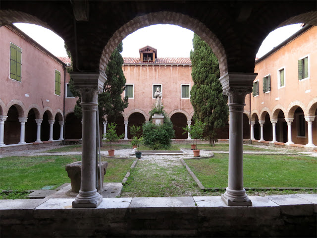 The cloister of San Francesco della Vigna, Venice