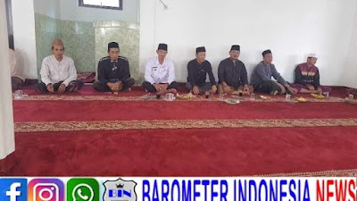 Kades Purasari bersama Jajaran Menghadiri Pengajian Rutin Assyifa di Masjid Jami At -Taqwa.