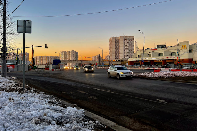Кантемировская улица, Пролетарский проспект, строящаяся Юго-Восточная хорда, торговый центр «Кантемировский»