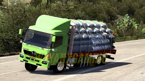 Mod Hino 500 + CARGOS V1 untuk ETS2 V1.42