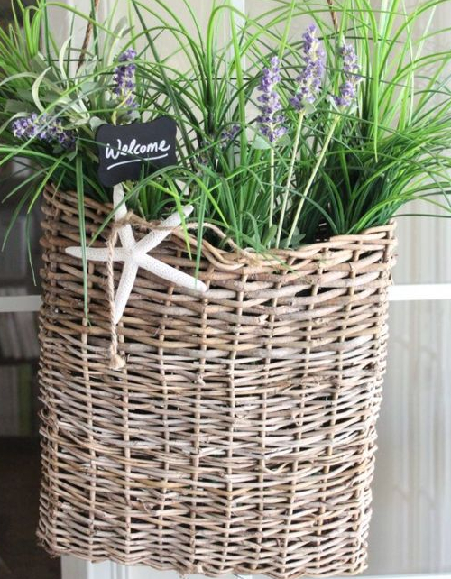 How to Decorate with Door and Wall Hanging Baskets