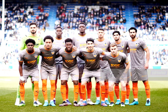 VALENCIA C. F. Temporada 2021-22. Mamardashvili, Ilaix Moriba, Diakhaby, Marcos André, Gonçalo Guedes, Eray Cömert. Thierry Correia, Hélder Costa, Yunus Musah, Carlos Soler y Toni Lato. DEPORTIVO ALAVÉS 2 VALENCIA C. F. 1 Domingo 13/02/2022, 14:00 horas. Campeonato de Liga de 1ª División, jornada 24. Vitoria, Álava, estadio de Mendizorroza: 12.485 espectadores. GOLES: 1-0: 14’, Loum. 1-1: 62’, Guedes, de penalti. 2-1: 76’, Joselu, de penalti.