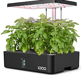 12 plug hydroponic growing system with grow lights.