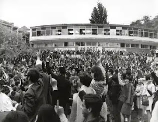 25 de abril de 1974.... visto de (dentro e) fora!