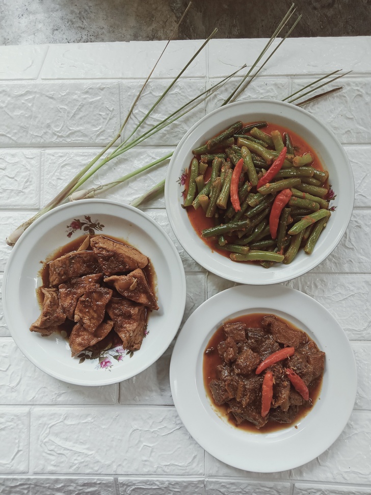 Menu Catering Rumahan : Krengseng Daging Sapi + Buncis Garang Asem + Semur Tahu