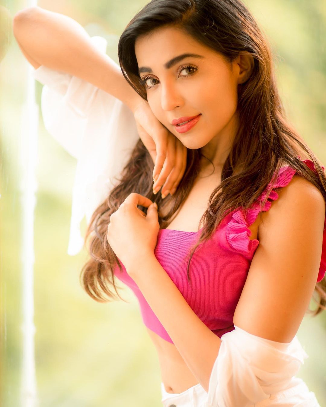 Tamil Actress Parvati Nair Latest Hot Photos