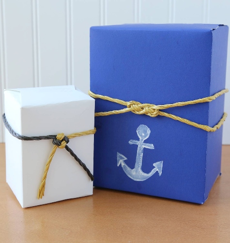 How to Tie a Nautical Knot for Gift Wrap