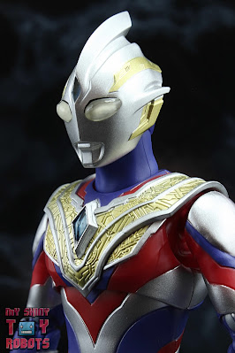 S.H. Figuarts Ultraman Trigger Multi Type 01