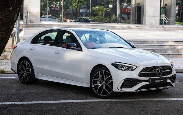 Novo Mercedes C 2022 chega ao Brasil - fotos, preços e detalhes