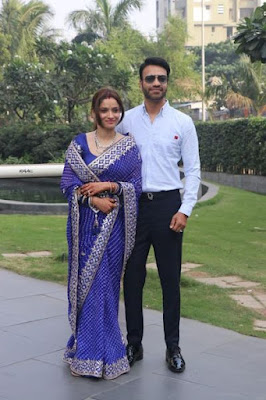 Photos: Ankita Lokhande spotted with her husband Vicky Jain for the first time after marriage