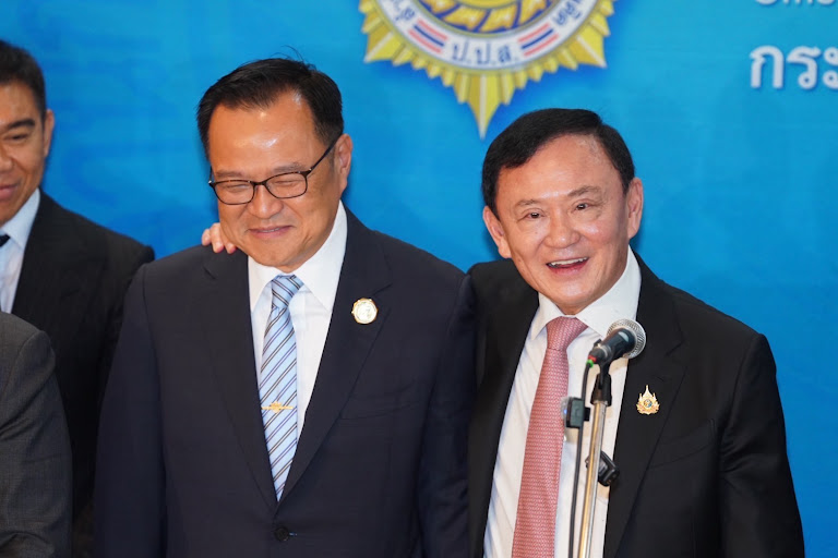 Thailand’s Ruling Coalition Faces Shakeup; Pheu Thai Party Seeks Power