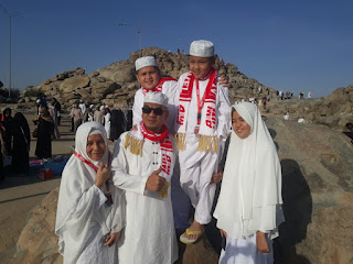 Berkunjung Ke Jabal Rahmah Saat Umroh