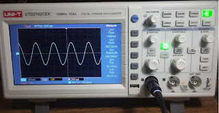 oscilloscope sine wave
