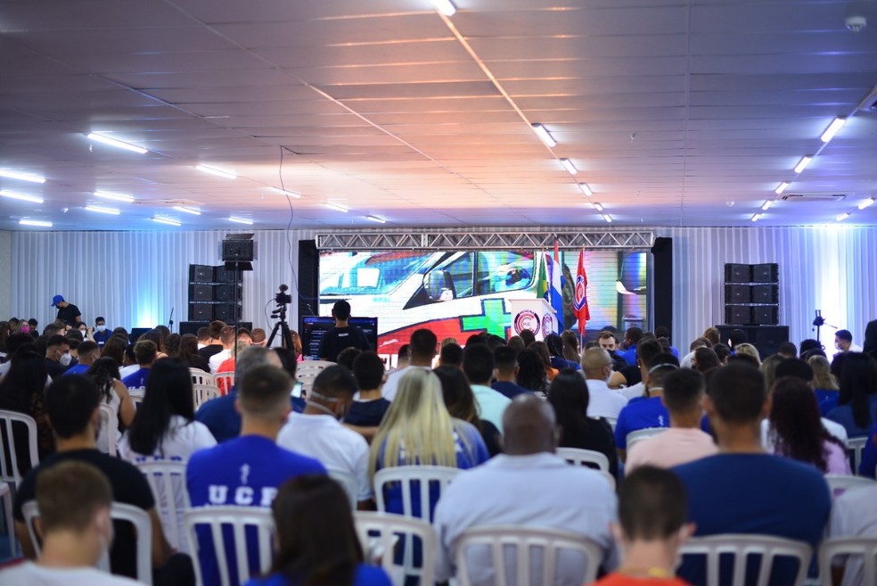 Comunidade acadêmica recebe os novos alunos da UCP em Pedro Juan Caballero — Foto: Assessoria