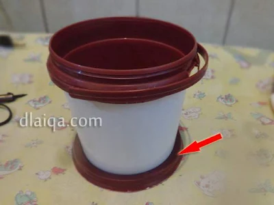 bagian tutup wadah bisa digunakan sebagai alas pot (2)