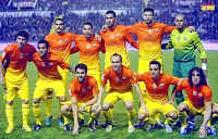 F. C. BARCELONA. Temporada 2012-13. Pedro, Jordi Alba, Busquets, Piqué y Víctor Valdés. Messi, Alves, Cesc Fábregas, Iniesta, Xavi y Puyol. LEVANTE U. D. 0 F. C. BARCELONA 4 Domingo 25/11/2012. Campeonato de Liga de 1ª División, jornada 13. Valencia, estadio Ciutat de Valencia