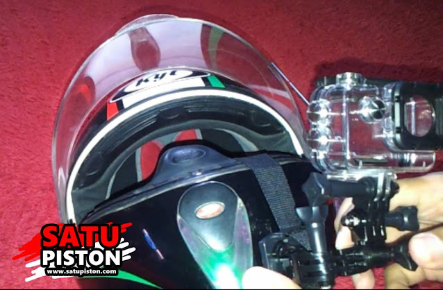 Posisi Actioncam di Helm Full Face Terbaik View Dashboard ala-ala Game MotoGP