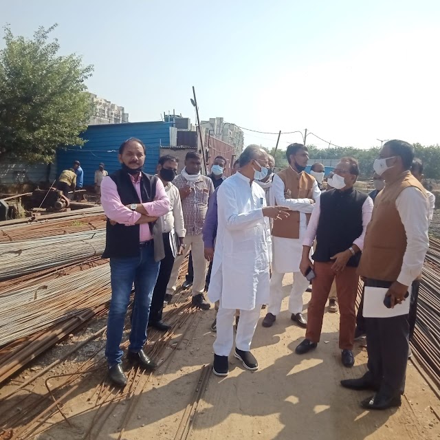 गृह मंत्री साहू ने दिल्ली में नवा छत्तीसगढ़ सदन के निर्माण कार्यों का किया निरीक्षण