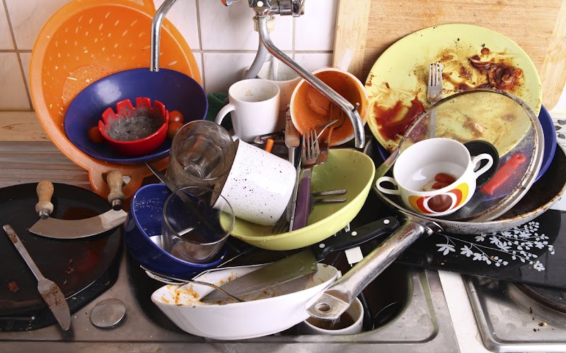 Kenapa perlu bersihkan pinggan mangkuk sebelum tidur?