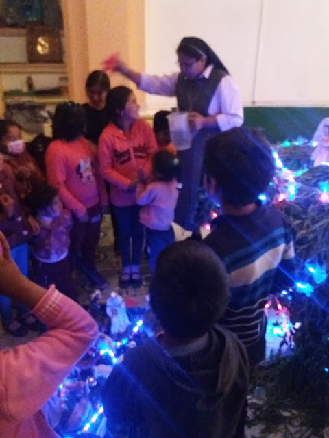 Die Kinder von Esmoraca Bolivien sind mit ganzem Herzen dabei.