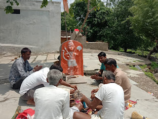 इन्द्र देव को प्रसन्न करने किया पूजन, की बारिश की कामना, बनाया दाल, बाटी चूरमा।