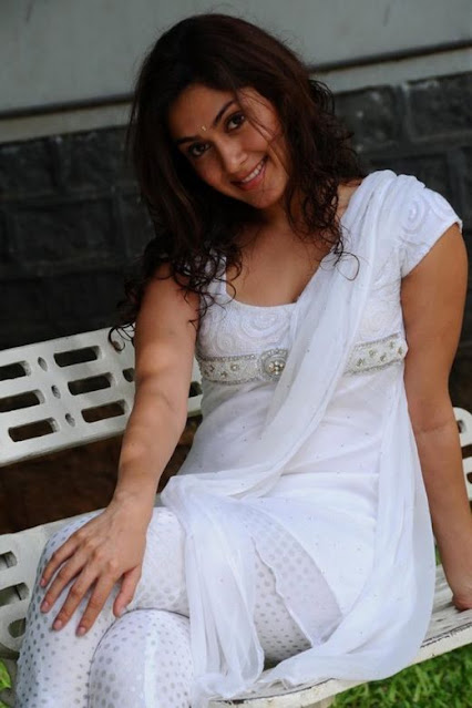 Telugu Actress Manjari Fadnis Latest Pics In White Dress 5