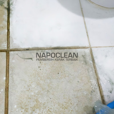 Napoclean Pembersih Lantai Porselen