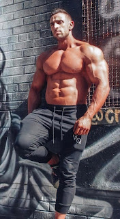 Sexy Male Bodybuilders