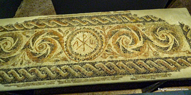Pisos em mosaico romanos expostos no Museu de História de Barcelona