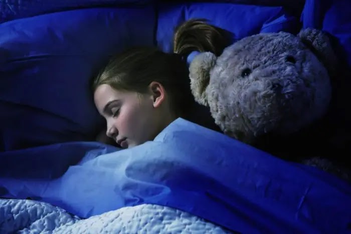 Manfaat tidur dalam keadaan gelap untuk kesehatan anak