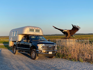 Avion truck camper