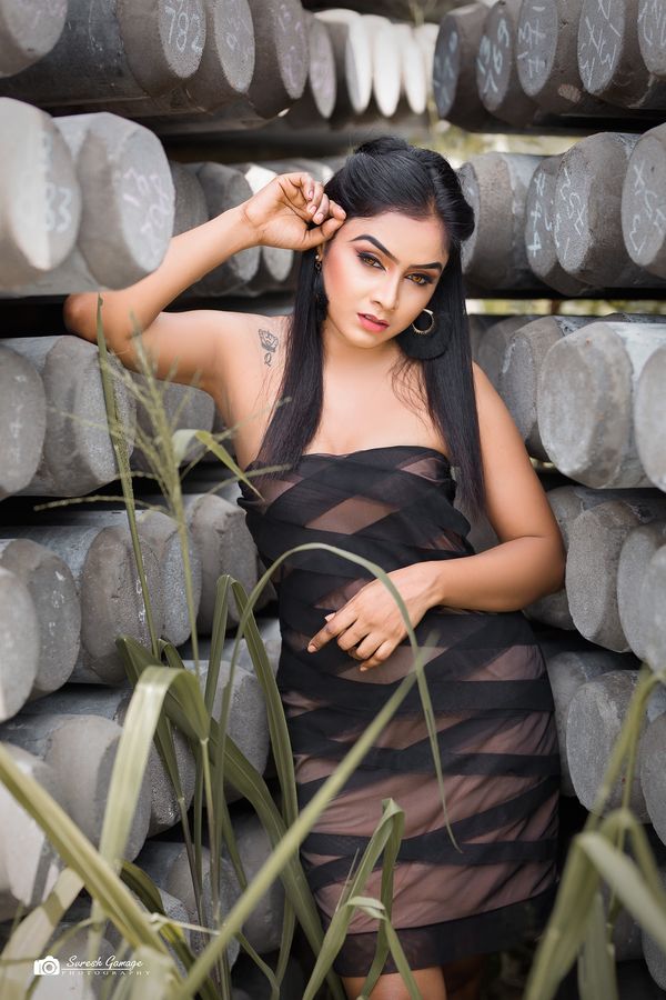 Sri lankan Hot Model Shani Vidnika