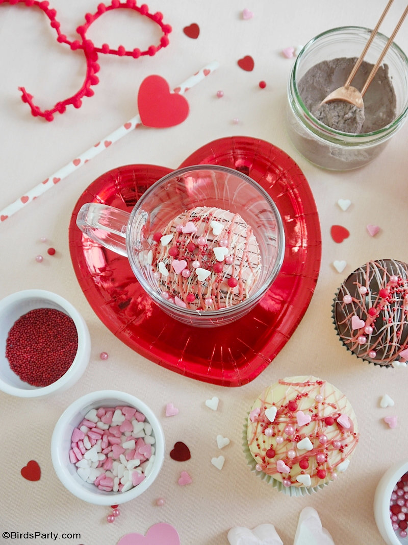 Valentine's Day Hot Cocoa Bombs Gifts & My Homemade Hot Chocolate Mix Recipe - quick, easy treat to make with kids or to gift to teachers and friends! by BirdsParty.com @birdsparty #valentinesday #hotcocoa #hotchocolate #hotcocoabombs #hotchocolate #valentinesdaygifts