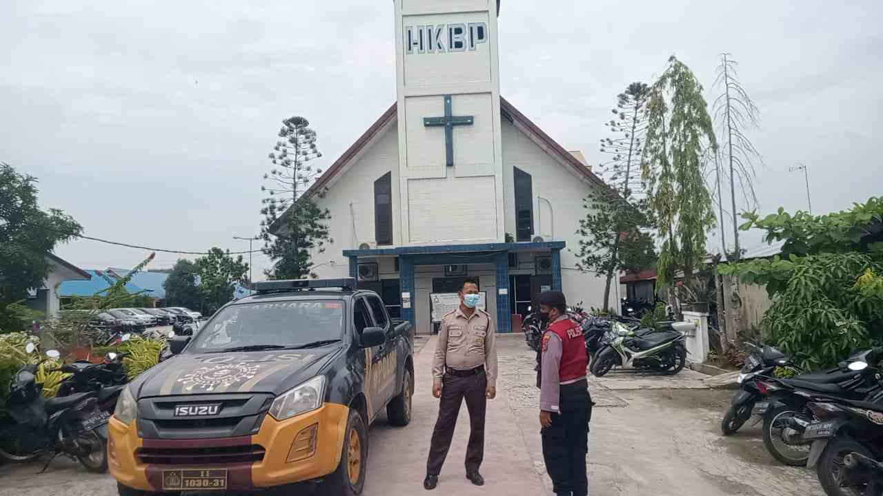 Sat Samapta Polresta Deli Serdang Laksanakan Patroli Dan Monitoring Kegiatan Ibadah Gereja