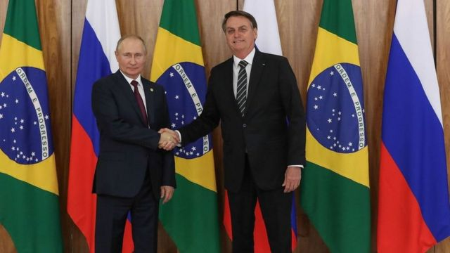 Bolsonaro diz que declaração de Fachin sobre Rússia foi 'lamentável' 