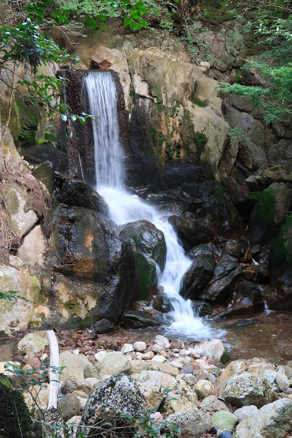 Issaikyo Waterfall