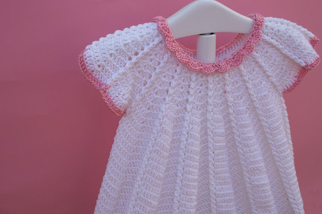 4 - Crochet Imagen Vestido de navidad para niña a crochet por Majovel Crochet ganchillo Majovel Crochet facil sencillo bareta paso a paso DIY puntada punto