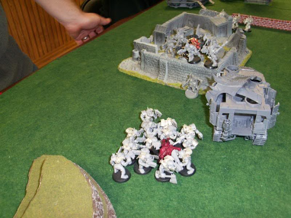 Warhammer 40k Orks vs Chaos Marines battle report