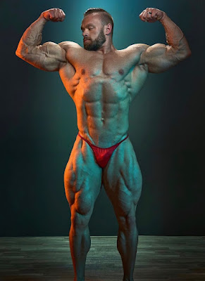 Sexy Male Competitive Bodybuilders