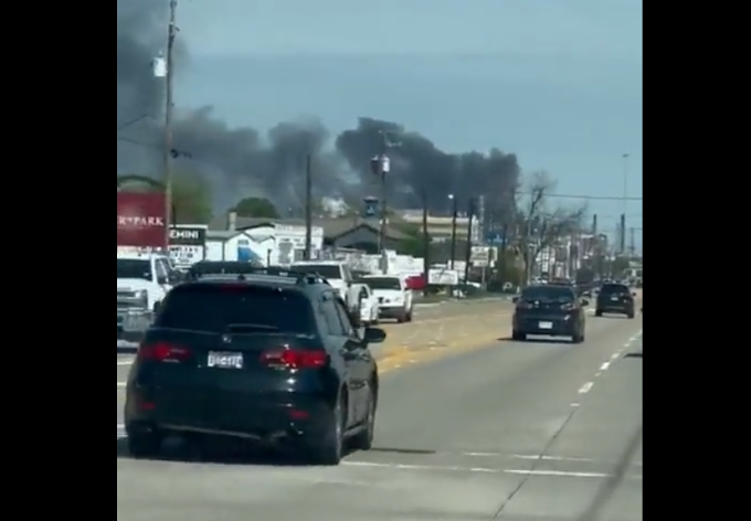 Se registra incendio en la refinería Deer Park de Pemex en EE.UU