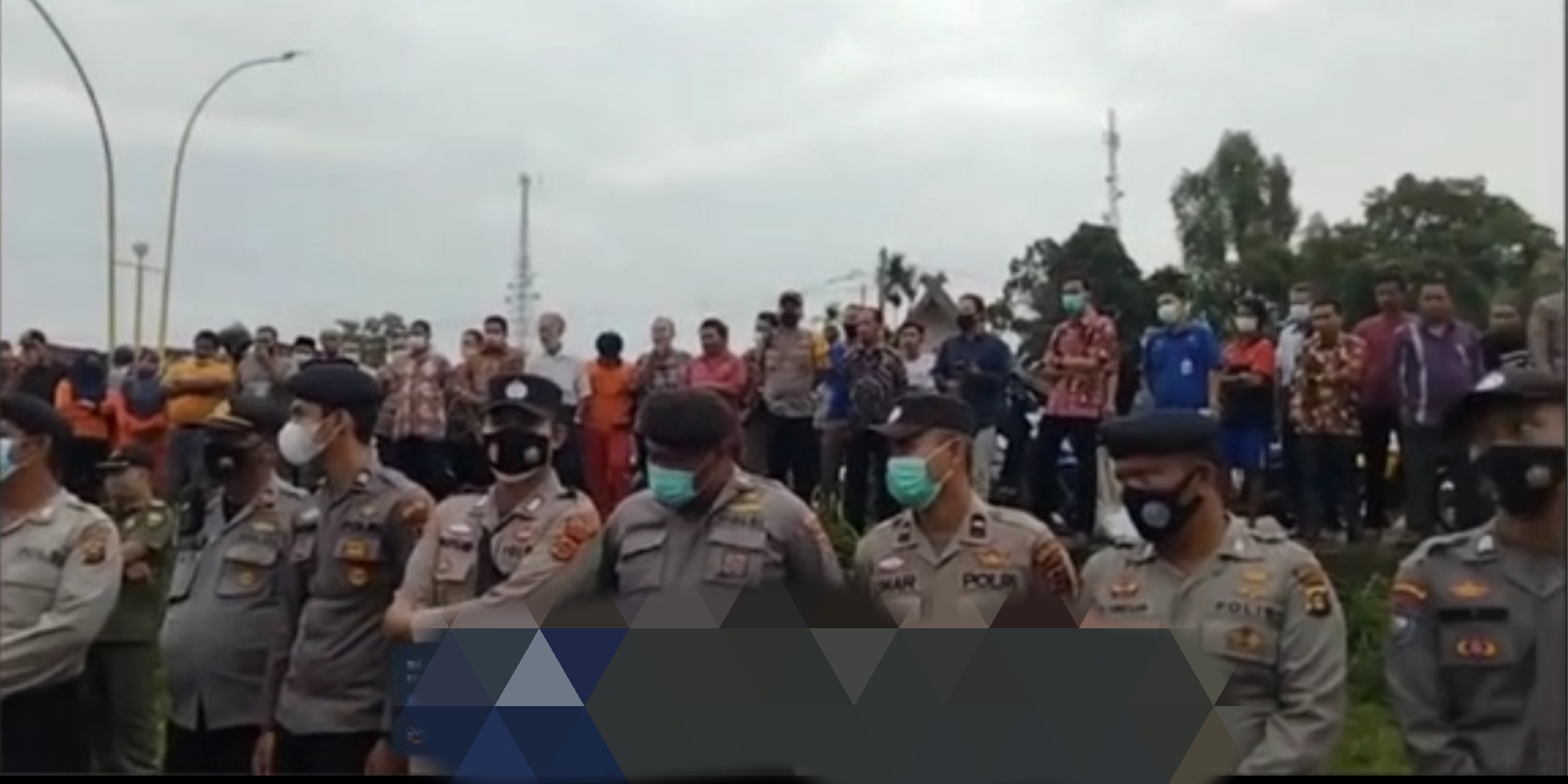 Polisi Berpangkat Kompol di Muarojambi Halangi Serta Intimidasi Wartawan Saat Meliput Sengketa Lahan.