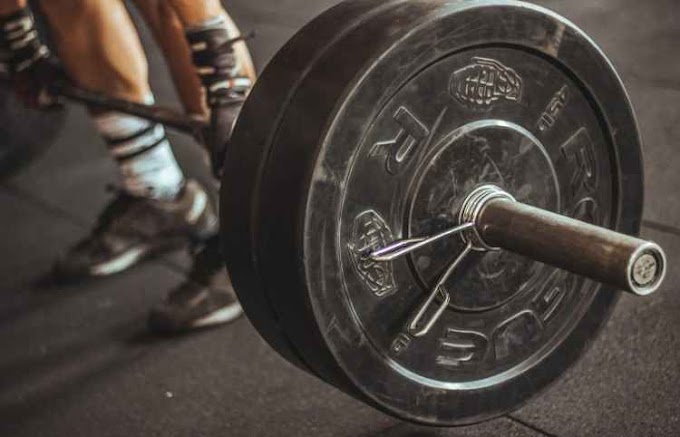Barbell Row Exercise: Tips, How-To, Common Mistakes + FAQ