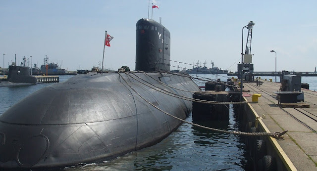 Submarino: el  ORP “Orzeł” (Proyecto 877). Es un submarino de clase Kilo de fabricación soviética