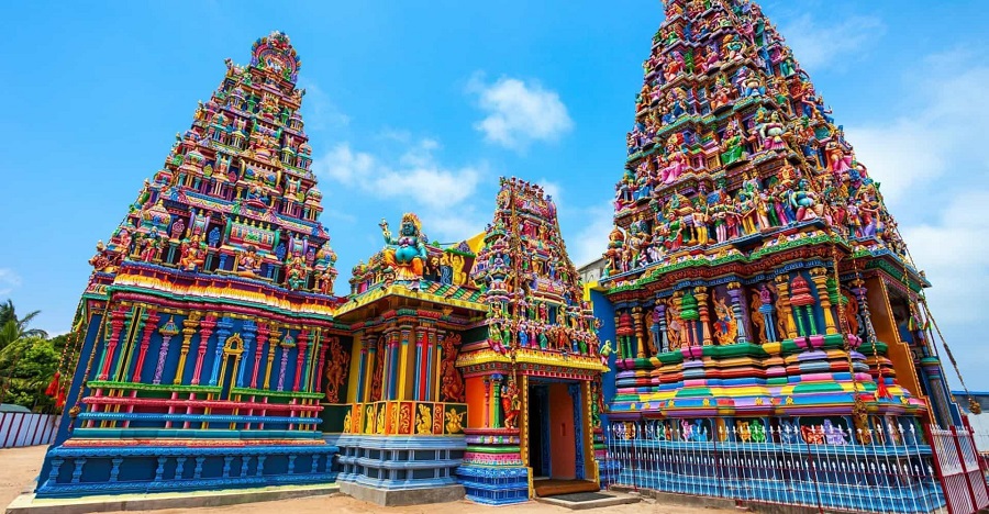 Top 5 popular temples in Bharath