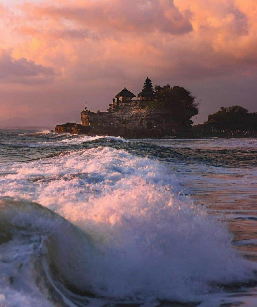 Tanah Lot di Bali