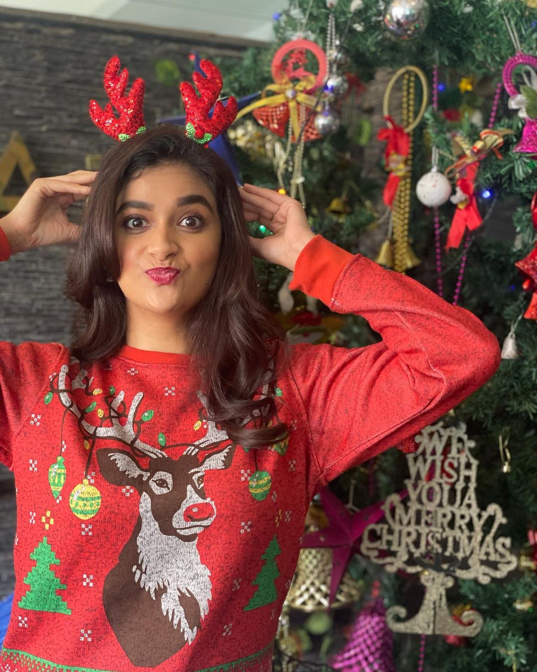 Actress Keerthy Suresh Latest Photos in Christmas 2021