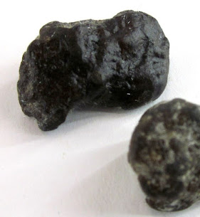 BATU AMBERGRIS