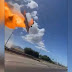 VÍDEO: Avião bate em fios, pega fogo e cai em rodovia, veja o momento do acidente 