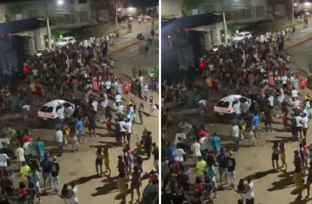 VIDEO: Motorista avança com carro em multidão e atropela pessoas em festa no norte da Bahia