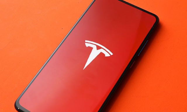 Tesla's rumoured Smartphone by Elon Musk is Coming